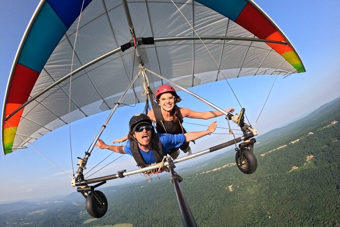 3000' Discover Hang Gliding Tandem Flight with a Instructor - Private, Small, and Easy to Coordinate