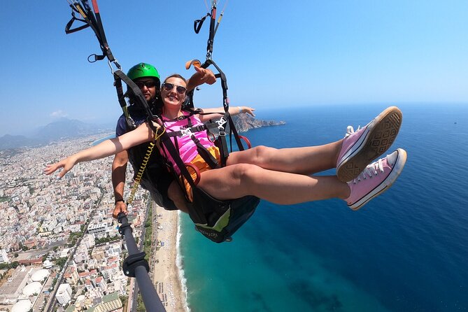 Alanya: Tandem Paragliding Experience - Briefing and gear: what you’ll do before you fly