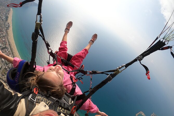 Alanya: Tandem Paragliding Experience - The flight time that actually counts: 15–20 minutes in the sky