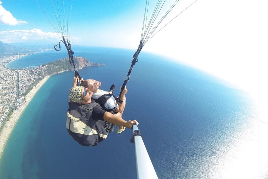 Alanya: Tandem Paragliding Experience Over Cleopatra Beach - From your hotel to the hill above sea level (the 2-hour rhythm)
