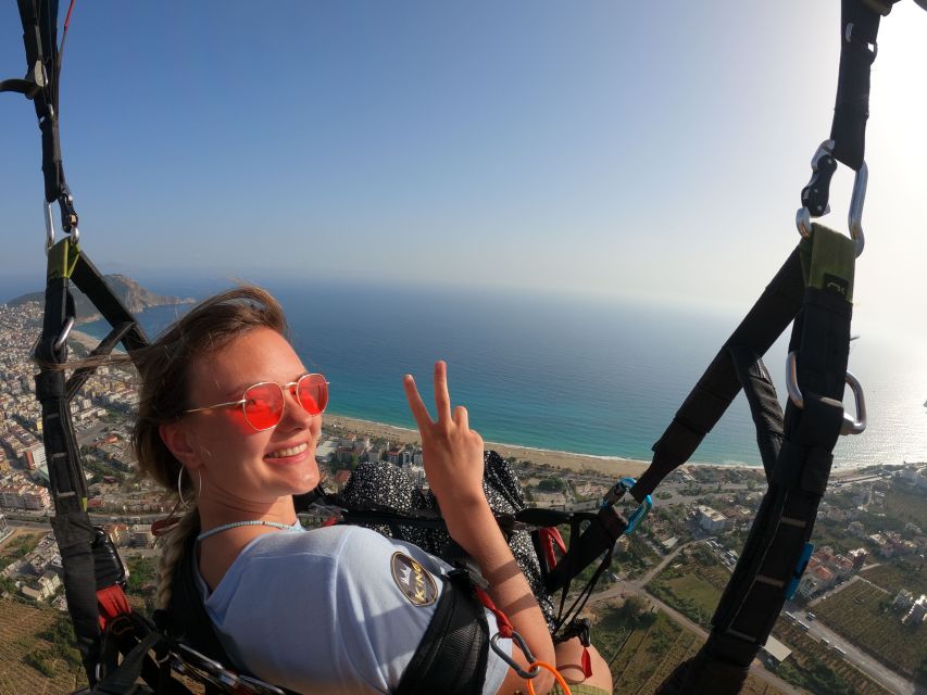 Alanya: Tandem Paragliding Over a Castle and the Sea - Over the castle and sea: what your eyes will do during the flight