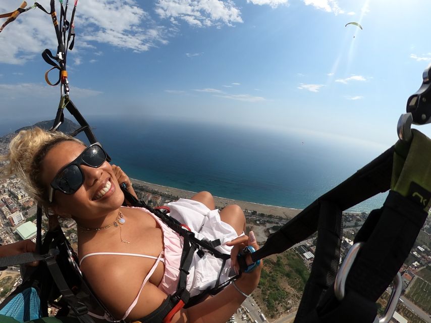 Alanya: Tandem Paragliding Over a Castle and the Sea - The landing on Cleopatra Beach: the part you’ll talk about later
