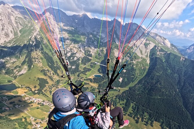 Baptism in Paragliding in La Clusaz - Sensation Turns: How to Choose Your Comfort Level