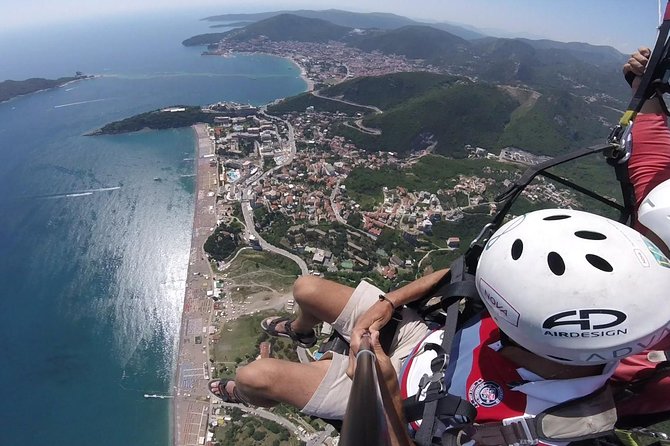 Bečići Standard Paragliding Montenegro /All-inclusive - Meeting Point in Bečići: Where Your Day Starts and Ends