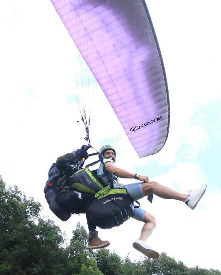 Bogota: Paragliding Flight Ticket in Guatavita - Practical packing: what to bring (and what to avoid)