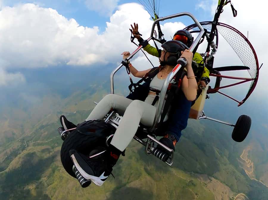 Cali: Paratrike Flight - Paragliding - What to Pack and Wear (So the Day Stays Easy)