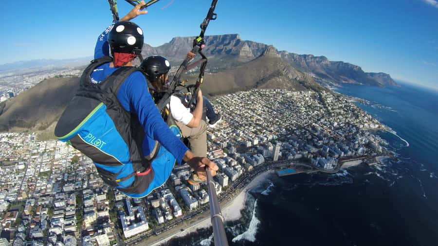 Cape Town: Tandem Paragliding Flight with the Experts - What Happens at the Signal Hill Car Park Meeting Point