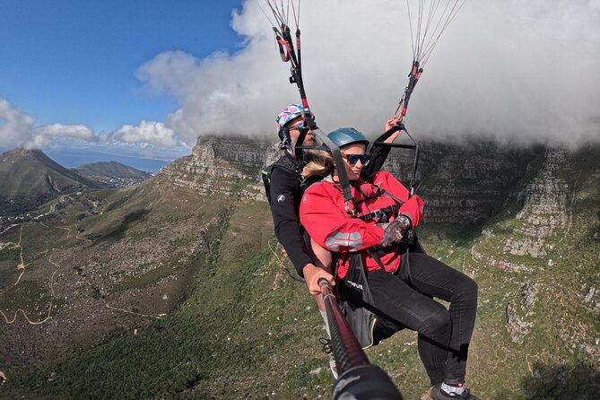 Cape Town Tandem Paragliding Square 1 Paragliding - The air-conditioned vehicle: small comfort, big payoff