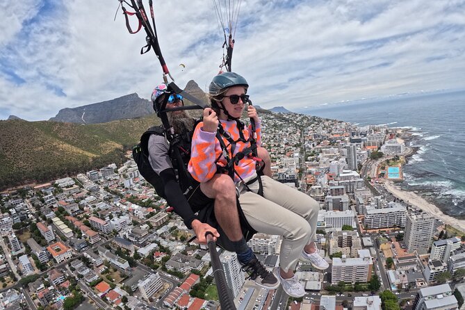 Cape Town Tandem Paragliding Square 1 Paragliding - Your tandem flight over Cape Town: coastline views you can’t fake