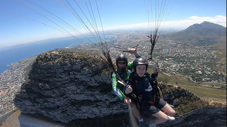 Cape Town: Tandem Paragliding with views of Table Mountain - Language and communication: you won’t be guessing