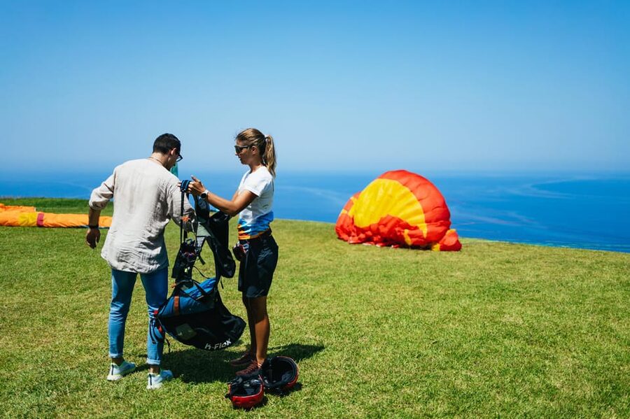 Cefalù: Tandem Paragliding Flight and GoPro13 Video - Why Cefalù is such a strong paragliding choice