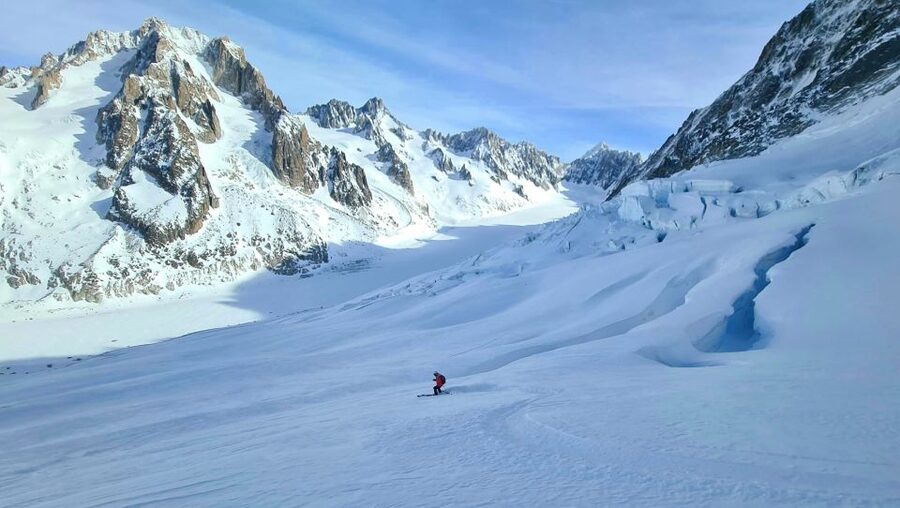 Chamonix: Tandem Paragliding Flight with Mont-Blanc Views - Mont Blanc Views From Above: Why this perspective is different
