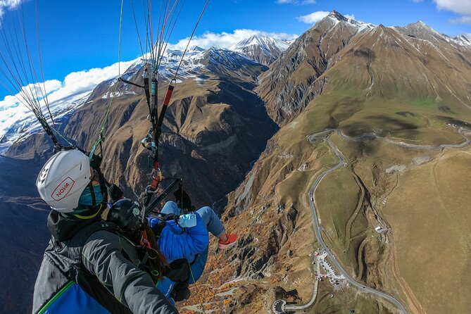 Cloudbase Paragliding in Gudauri, Georgia - Gudauri Tandem Paragliding: The Point of This Flight