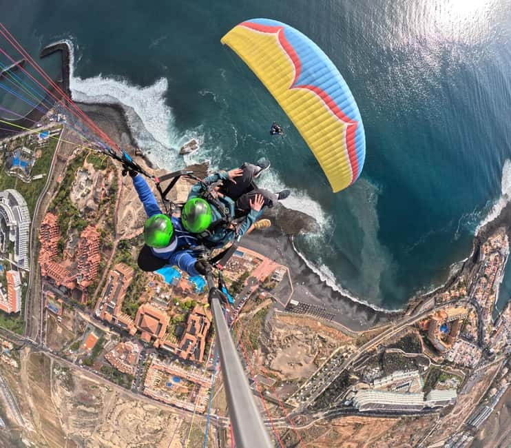 Costa Adeje, Paragliding with pick up service and 5 free photos! - The flight itself: 800m over Adeje to a coast landing