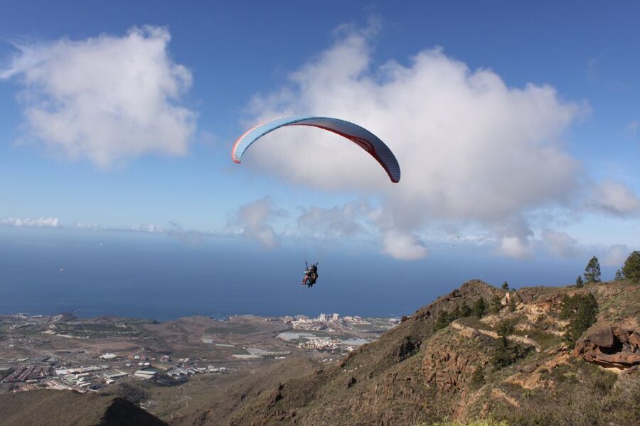 Costa Adeje: Tandem Paragliding Flight with Free Pickup - The launch and the first seconds: what takeoff feels like