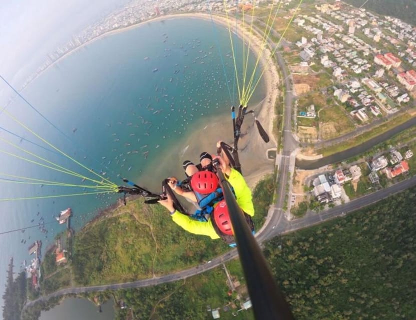 Da Nang: Monkey Mountain Paragliding Experience - Weather and refund reality check: reduce the chance of a bad day