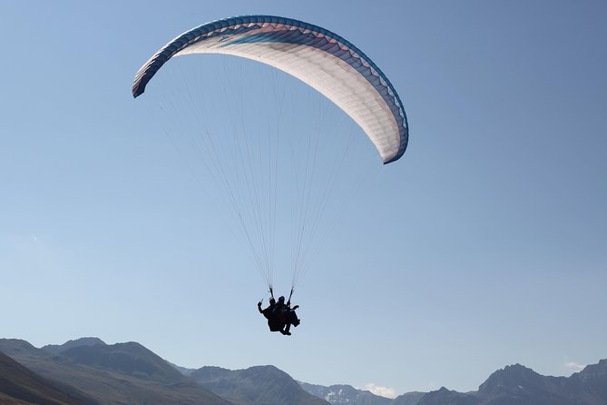 Davos Absolutely Free Flying Paragliding Tandem Flight 1'000 Meters High - Key things I’d pin on this flight before you book