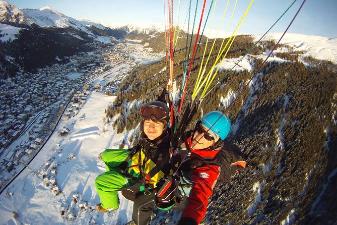 Davos Absolutely Free Flying Paragliding Tandem Flight 1'000 Meters High - Who this is best for in Davos (and who should rethink it)