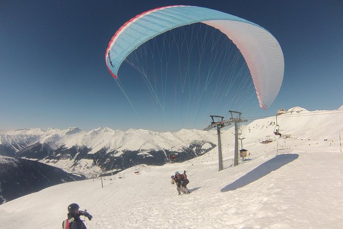 Davos Paragliding Private Tandem Pilot Half Day - What to wear and how to be comfortable
