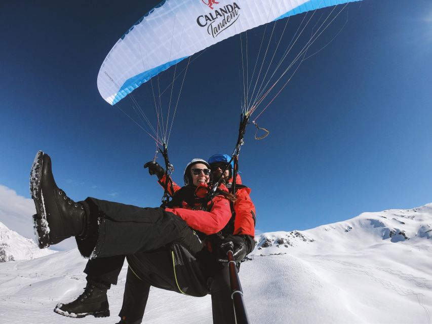 Davos: Tandem Paragliding Flight - Cable Car Up: Your In-Real-Time Paragliding Classroom