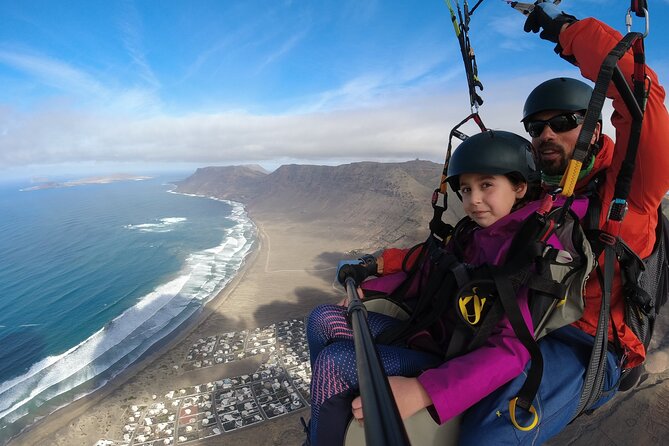 DISCOVERY FLIGHT tandem paragliding Lanzarote with pro pilot - Price and Value: Is $162.80 Worth It?