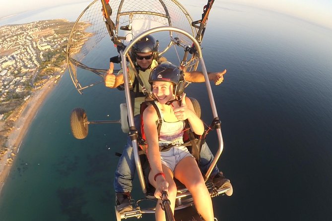 Flight experience over the beach in paragliding/paratrike in the Algarve with video. - Who should book the Albufeira paratrike, and who might not love it