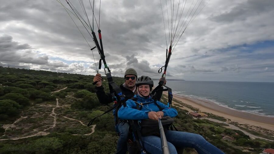 From Lisbon: Paragliding Pack (Flight+Video+Transportation) - Clothing and Footwear: Small Choices That Matter in the Wind