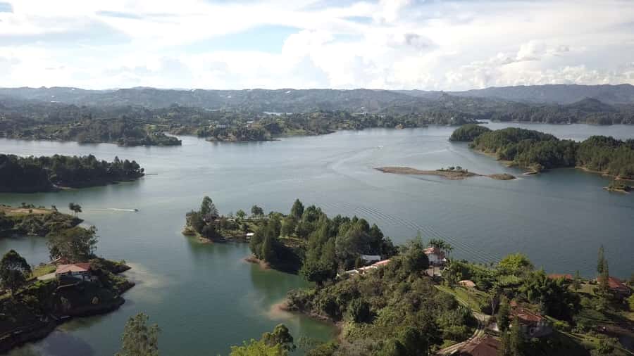 From Medellín: Paragliding Flight and Guatape Tour - Should you book: my honest take