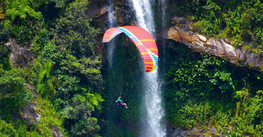 From Medellin: Private Paragliding Tour Over Waterfalls - Weight and health limits: follow them closely