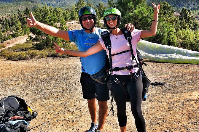 GOLD paragliding flight including videos/photos, t-shirt and a bottle of Cava - Should you book this Gold paragliding flight with Airsports Tenerife?