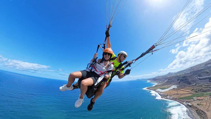 Gran Canaria: Paragliding Flight with Tapas & Pickup - What to Wear: Simple Gear Tips That Prevent Annoying Problems