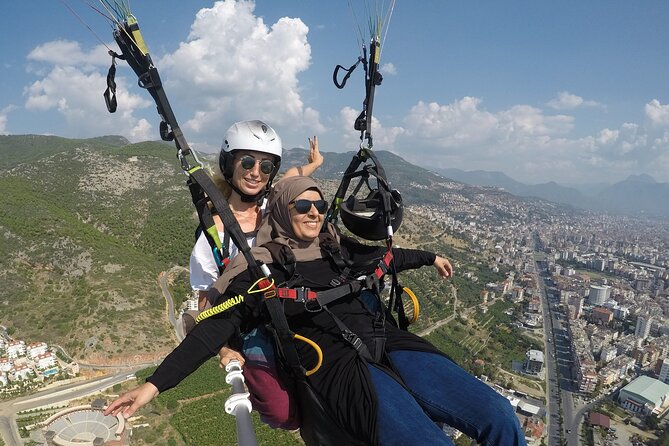 Halal Tandem Paragliding With Licensed Woman Pilot in Alanya - Timing, group size, and the calmer vibe of a 20-person max