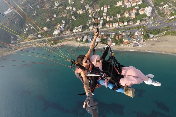 Halal Tandem Paragliding With Licensed Woman Pilot in Alanya - Who this is best for in Alanya (and who should think twice)