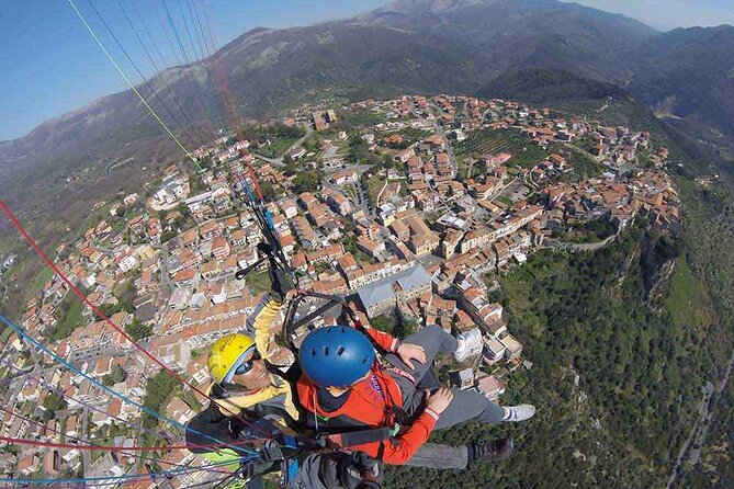 Half day private paragliding experience - ADVENTURE FLIGHT - Landing, wrap-up, and getting your media