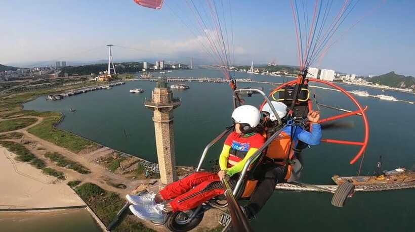 Halong Sky Tour: Powered Paragliding - Getting to the airfield by pickup vs. DIY transport