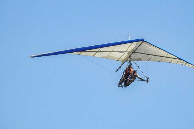 Hang gliding in Valle de Bravo - The moment that builds confidence: briefing, pilot control, and Potro’s experience