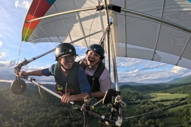 Hang Gliding Tandem Adventure 1500 - Your Instructor and Pilot: The Tandem Advantage You Can Feel