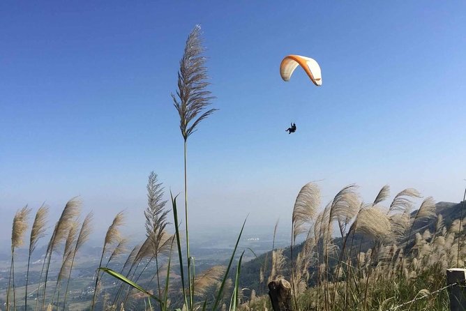 Hanoi Sky Tour: Paragliding - The 5-hour flow: Hanoi pickup, drive out, and the SUV climb