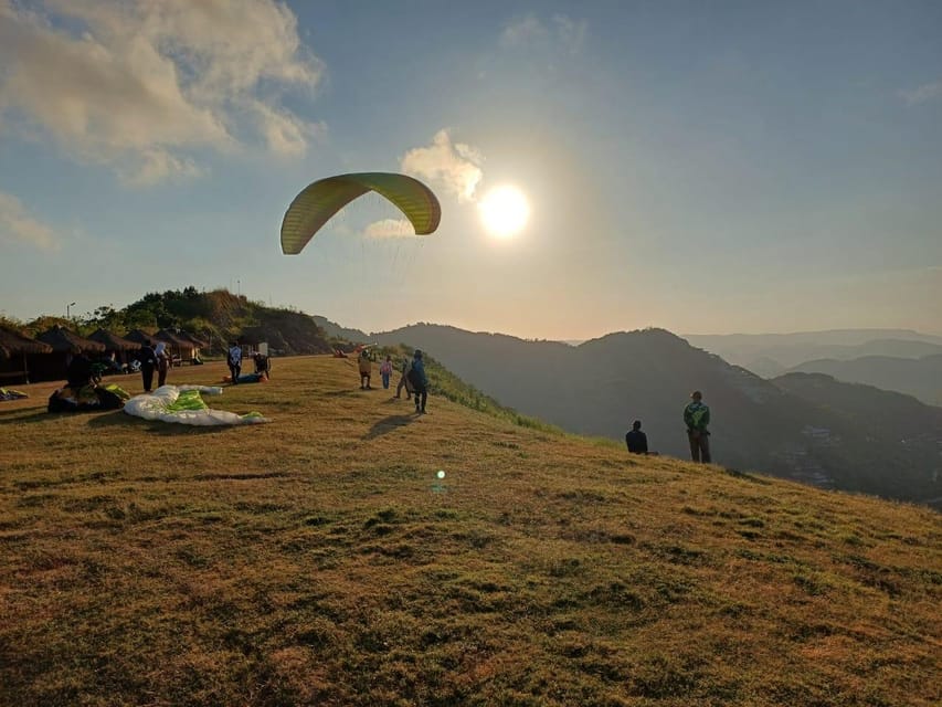 Kuta Lombok : Tandem Paragliding with Pilot & Beach Tour - Weather and Timing: Why Your Flight Might Move