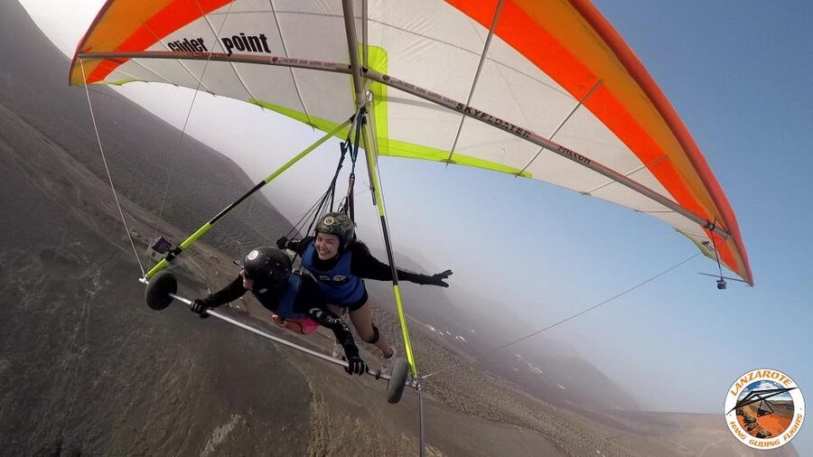Lanzarote Hang Gliding Tandem Flights - What to do before takeoff: gear, briefing, then a few steps