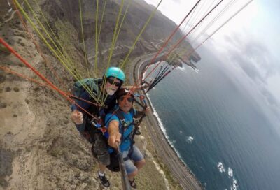 Las Palmas: tandem paragliding flights for everyone - The safety briefing that turns nerves into focus
