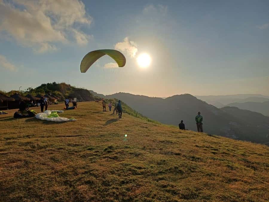 Lombok : Tandem Paragliding with Pilot & Beach Tour - Weather Rules: When Paragliding Waits, Swaps, or Changes Shape
