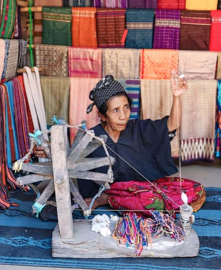 Lombok : Tandem Paragliding With Pilot, Cave & Village - Who Should Book This Tour—and Who Might Skip It