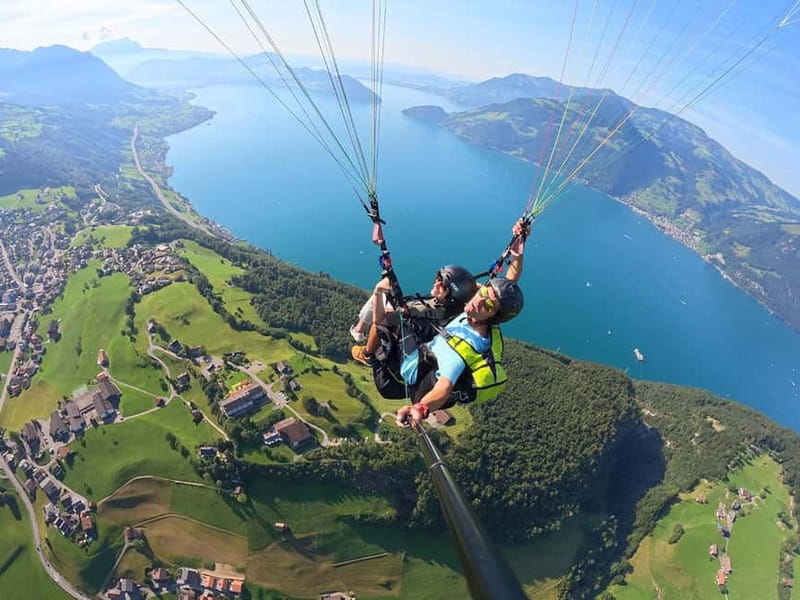 Lucerne: Paragliding Tandem Flights - Why Lucerne tandem paragliding feels special above the Alps