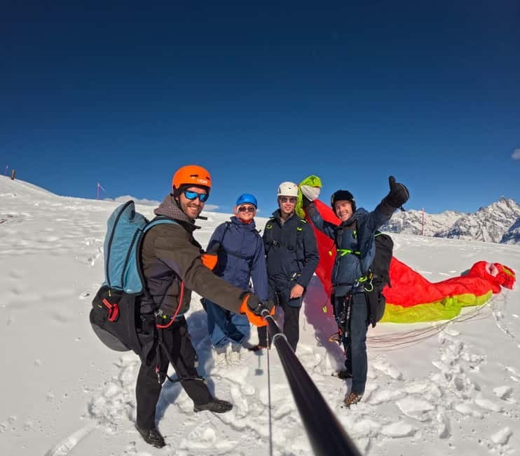 Lucerne: Paragliding Tandem Flights - Aerobatics and photos on demand: optional fun without pressure