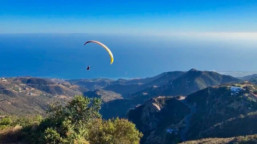 Malibu Hills to Beach: Tandem Paragliding Flight Adventure - Price and time: is $250 per person fair value?