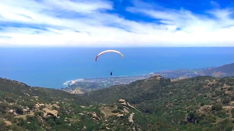 Malibu Hills to Beach: Tandem Paragliding Flight Adventure - Weather can change your day, and that’s handled
