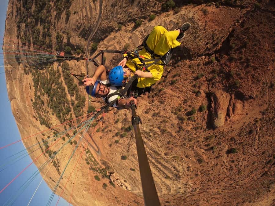 Marrakech: Paragliding over Agafay Desert & Atlas Mnt Views - Landing, tea, and getting your GoPro right away
