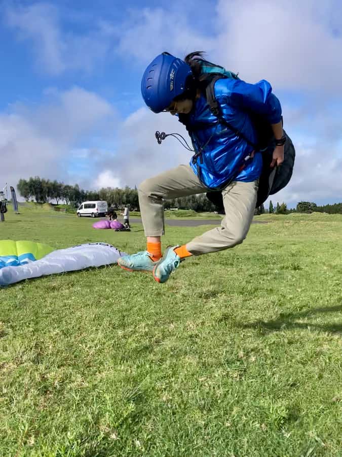 Maui: Top Gun Paragliding Tandem Flight - Ferns launch at 6,500 feet: what your takeoff really feels like