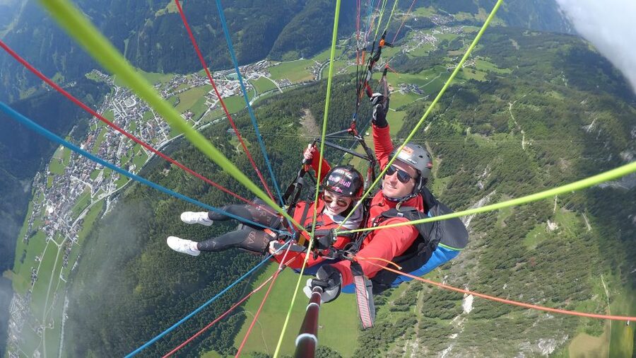 Mayrhofen: Paragliding Adventure With Soaring Views - Key Things to Know Before You Fly